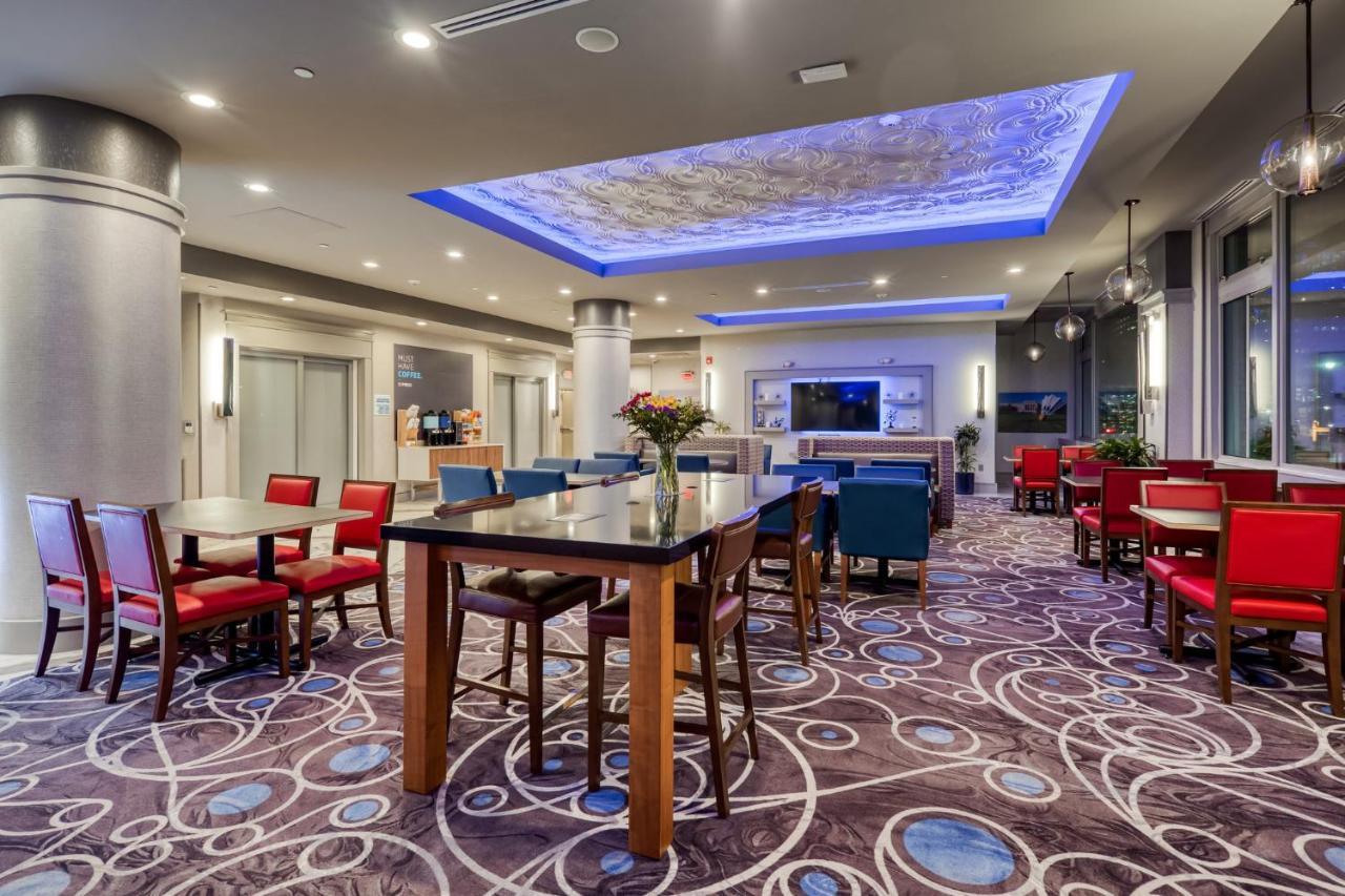 Holiday Inn Express - Kansas City Downtown By Ihg Exterior foto